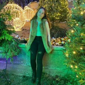 Meet your Posher, Kamila